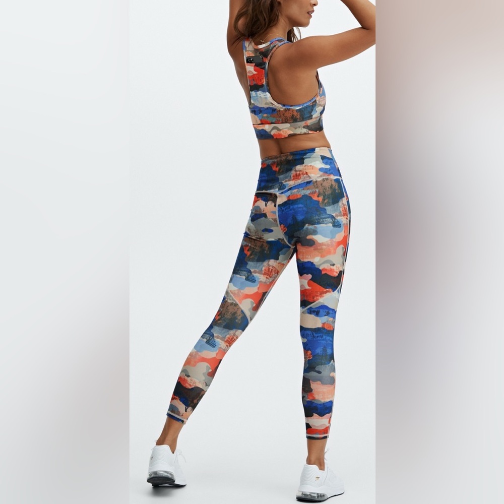 Fabletics Colorful Abstract Women's Leggings
